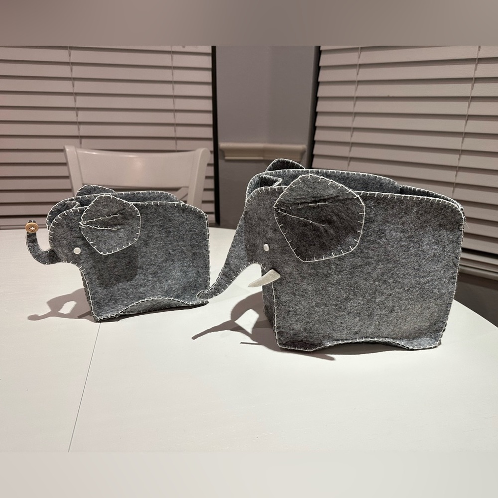Pottery Barn Kids Elephant Holder Decor - set of 2